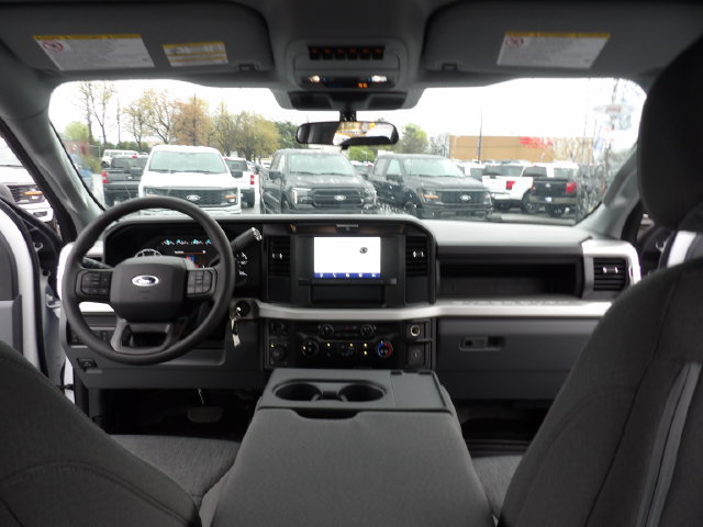 New 2026 Ford F350 XL w/ XL Chrome Package AWD/4WD image 18
