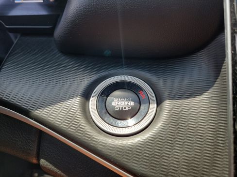 Used 2024 Jeep Grand Cherokee Altitude RWD image 29