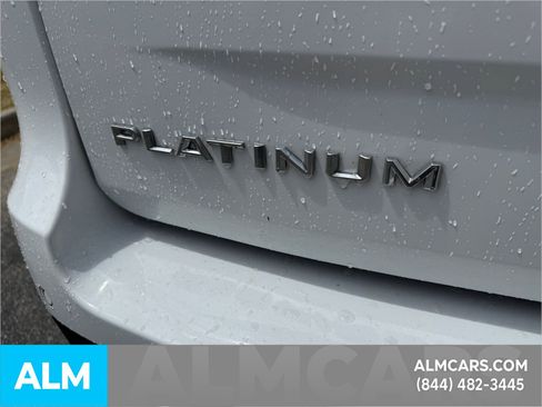 Used 2025 Ford Expedition Max Platinum AWD/4WD image 9