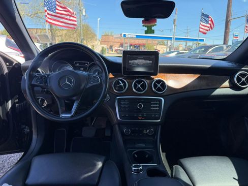 Used 2016 Mercedes-Benz GLA 250 GLA 250 4MATIC Sport Utility 4 image 15