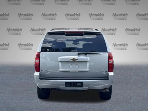 Used 2011 Chevrolet Tahoe LT w/ Luxury Package AWD/4WD image 9