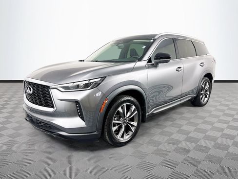 Used 2023 INFINITI QX60 Luxe w/ Performance Audio Package FWD image 3