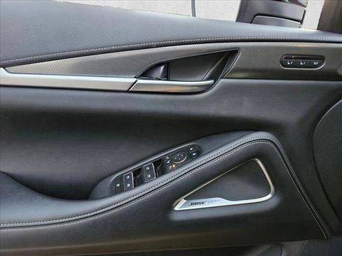 Used 2025 INFINITI QX60 Luxe w/ Black Edition image 9