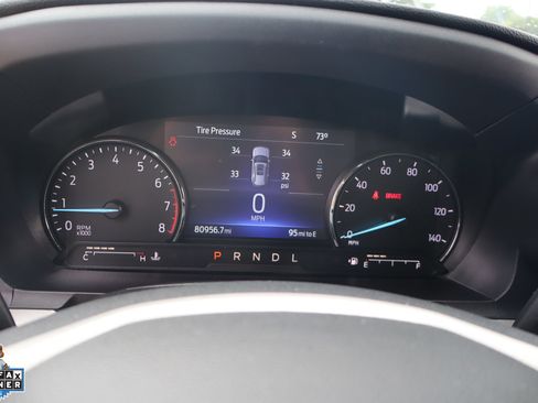 Used 2023 Ford Explorer XLT RWD image 16