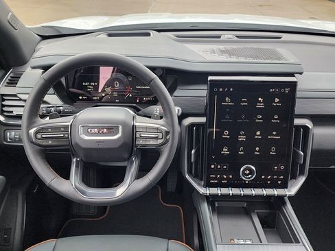 New 2026 GMC Acadia AT4 w/ Luxury Package AWD/4WD image 28