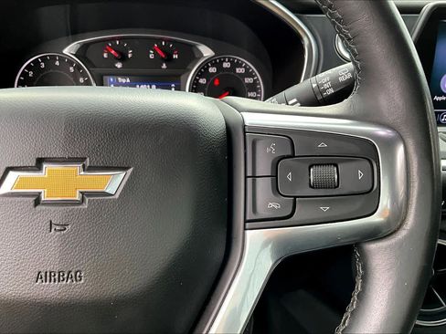 Used 2019 Chevrolet Blazer LT FWD image 25
