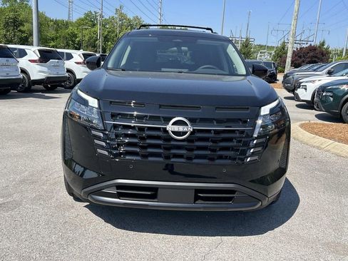 New 2026 Nissan Pathfinder SV w/ SV Premium Package FWD image 2