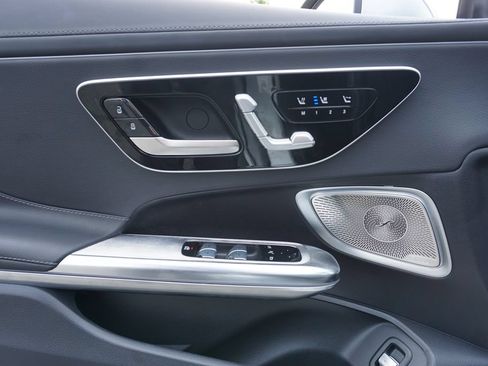 Certified 2024 Mercedes-Benz CLE 300 4MATIC Cabriolet image 13