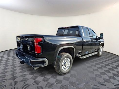 New 2026 Chevrolet Silverado 2500 LTZ w/ LTZ Convenience Package image 4