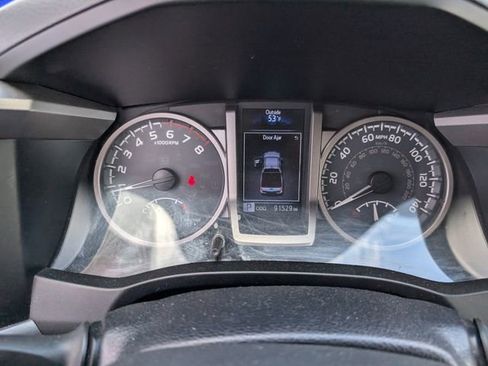 Used 2019 Toyota Tacoma SR5 RWD image 9