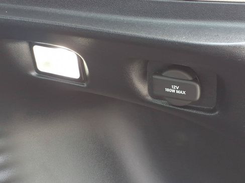 Used 2023 Honda HR-V LX image 32