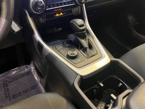 Used 2025 Toyota RAV4 LE image 41