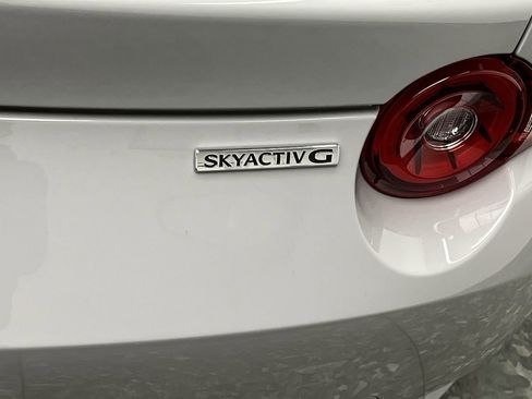 New 2026 MAZDA MX-5 Miata RF Grand Touring RWD image 25