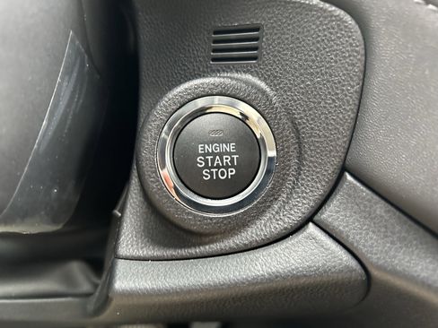 Certified 2025 Subaru Outback Limited w/ Popular Package #2 image 15