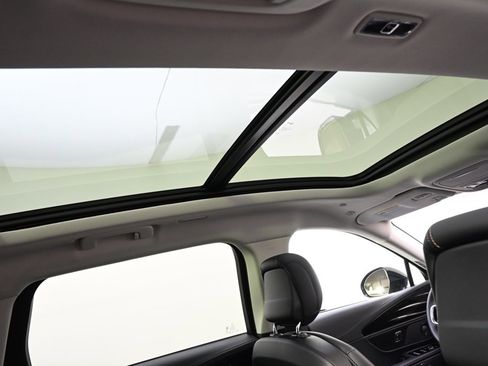 New 2026 Lincoln Nautilus Reserve image 17