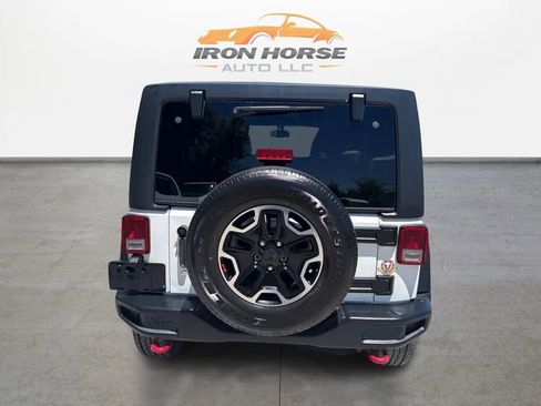 Used 2016 Jeep Wrangler Unlimited Rubicon AWD/4WD image 6