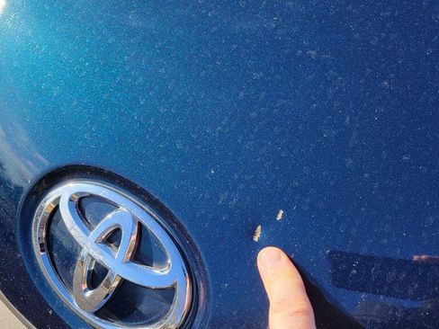 Used 2011 Toyota Sienna XLE image 11