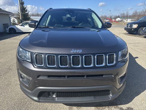 Used 2020 Jeep Compass Latitude image 10
