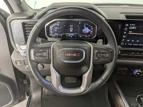 Used 2024 GMC Sierra 1500 Elevation w/ Preferred Package AWD/4WD image 12