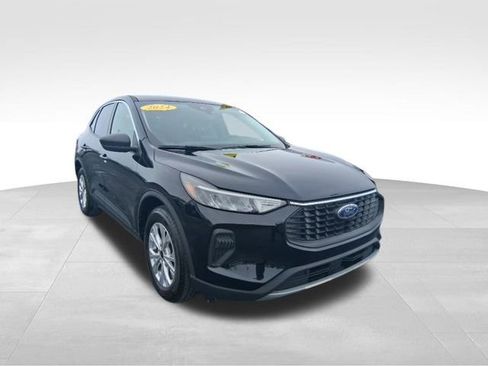 Used 2024 Ford Escape Active image 2