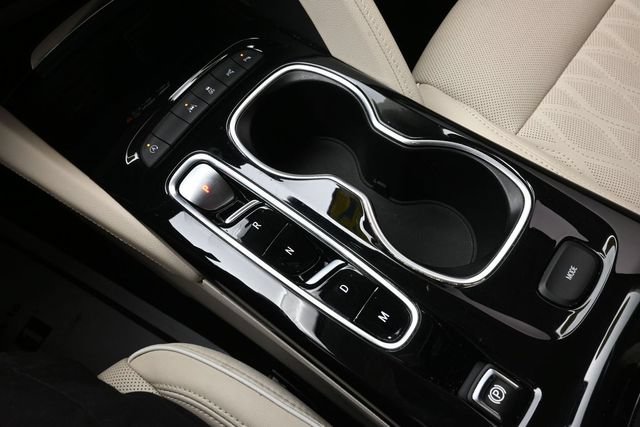 Used 2023 Buick Envision Avenir FWD image 38