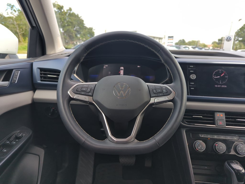 Used 2023 Volkswagen Taos SE FWD image 17