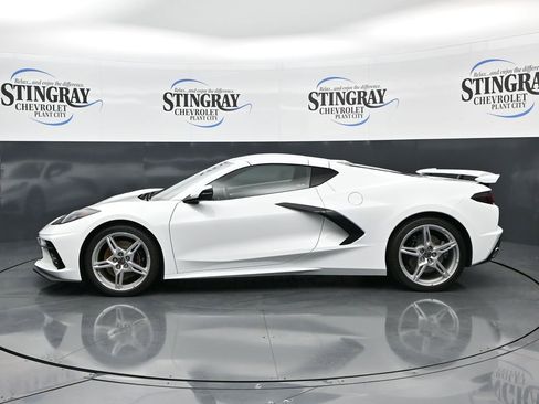 Used 2025 Chevrolet Corvette Stingray Premium Cpe w/ Z51 Performance Package RWD image 5