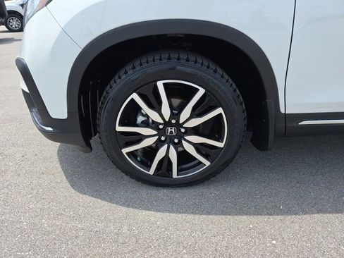 Used 2022 Honda Pilot Elite image 9