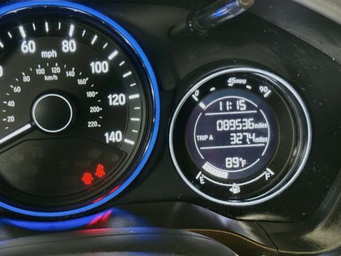 Used 2016 Honda HR-V EX image 16