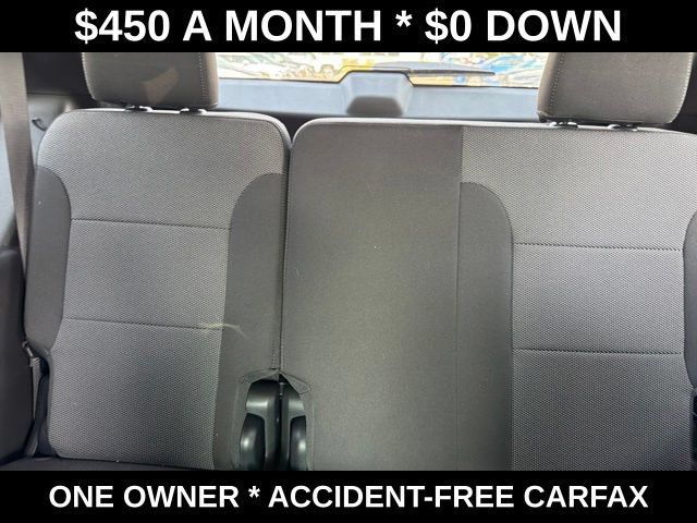 Used 2023 Chevrolet Traverse LT FWD image 43