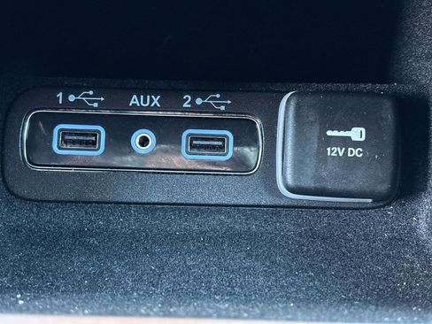 Used 2019 Jeep Grand Cherokee Limited image 31