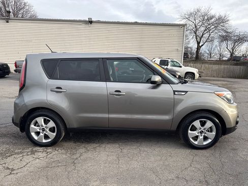 Used 2018 Kia Soul image 5