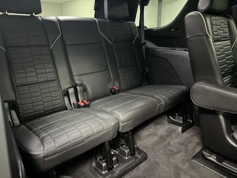 Used 2023 Cadillac Escalade Sport Platinum w/ LPO, ONYX Package AWD/4WD image 28