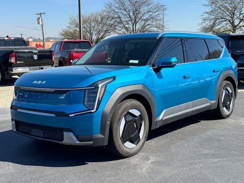 Certified 2026 Kia EV9 Wind image 7