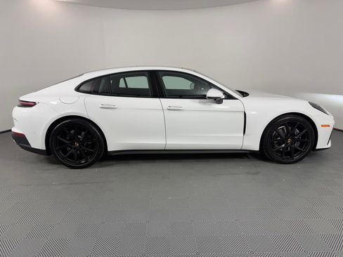 Certified 2025 Porsche Panamera image 8