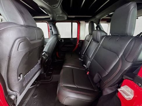 New 2026 Jeep Wrangler Unlimited Rubicon AWD/4WD image 28