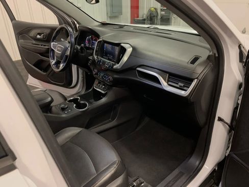 Used 2021 GMC Terrain SLT image 47