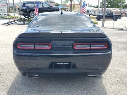 Certified 2022 Dodge Challenger GT RWD image 6