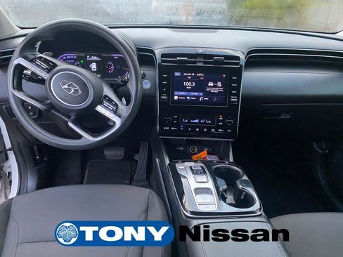 Used 2022 Hyundai Tucson Blue image 11