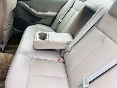 Used 2007 Nissan Altima 3.5 SE w/ Emergency Aid Pkg image 22