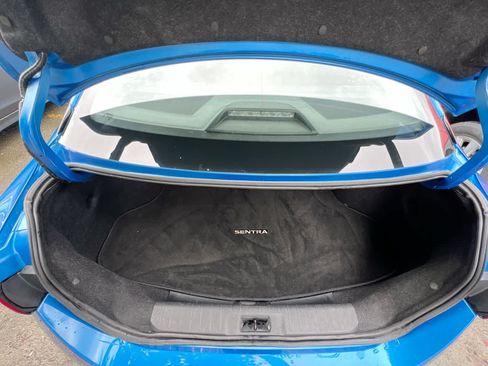 Used 2024 Nissan Sentra SV FWD image 25