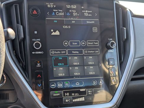 Used 2024 Subaru Crosstrek 2.0i Premium image 25