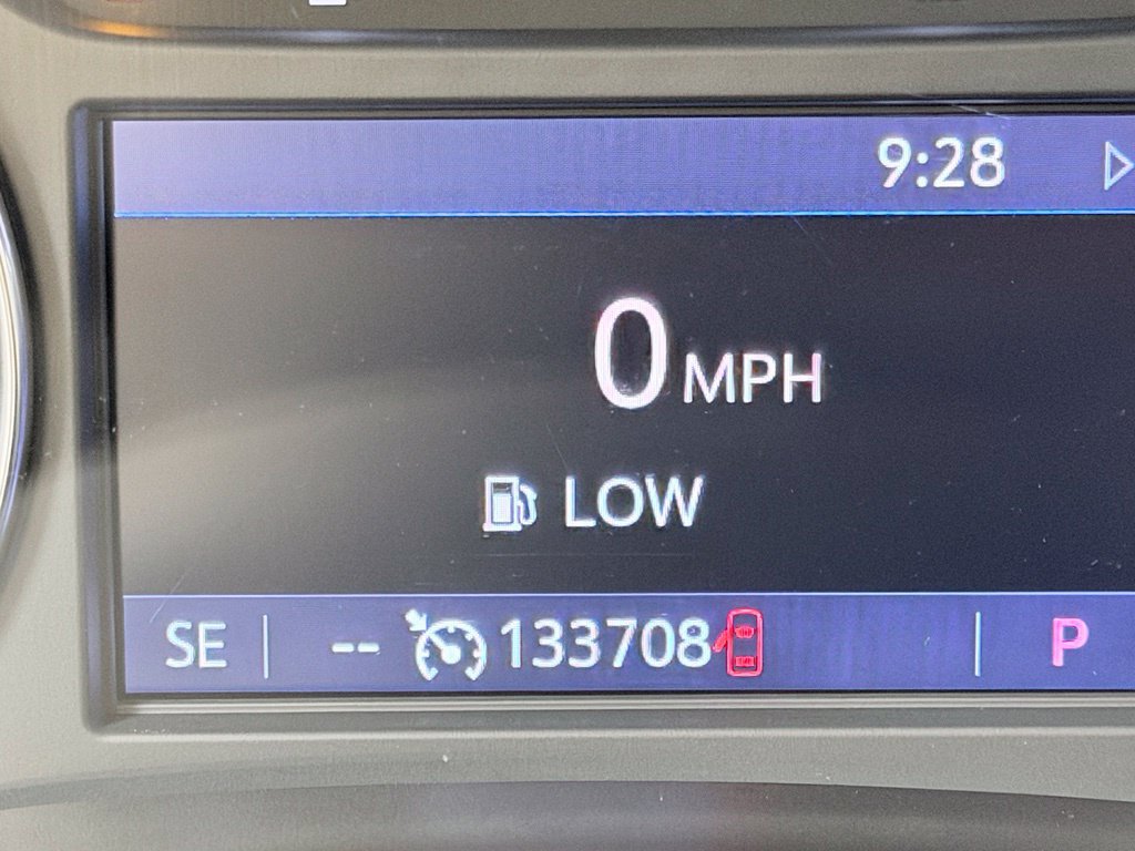 Used 2020 Buick Enclave Essence w/ Sound and Sites Package FWD image 48