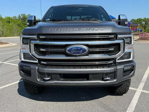 Used 2021 Ford F350 Platinum w/ Tremor Off-Road Package image 10