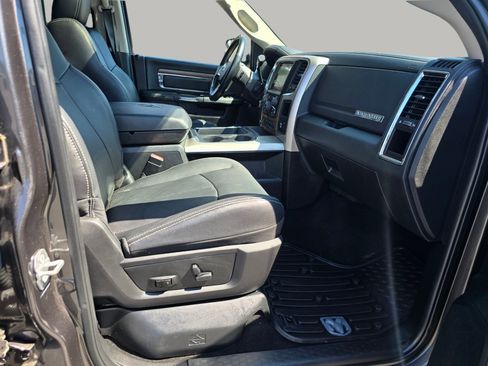 Used 2018 RAM 3500 Laramie AWD/4WD image 29