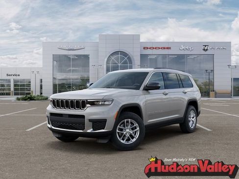 New 2026 Jeep Grand Cherokee L Laredo AWD/4WD image 1