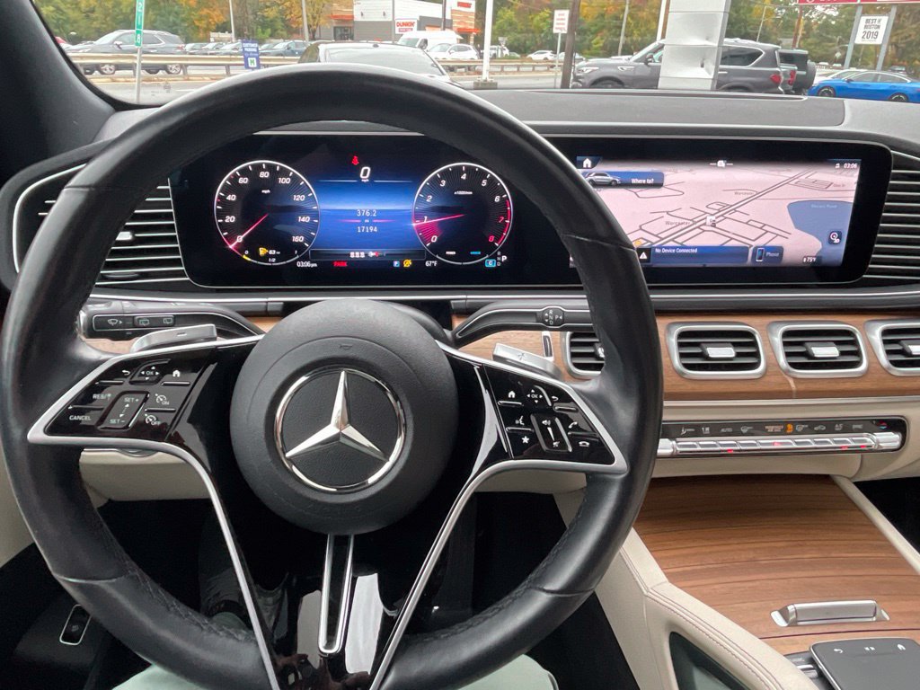 Used 2024 Mercedes-Benz GLE 350 4MATIC image 17