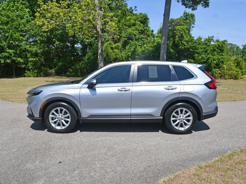 Used 2024 Honda CR-V EX-L image 2