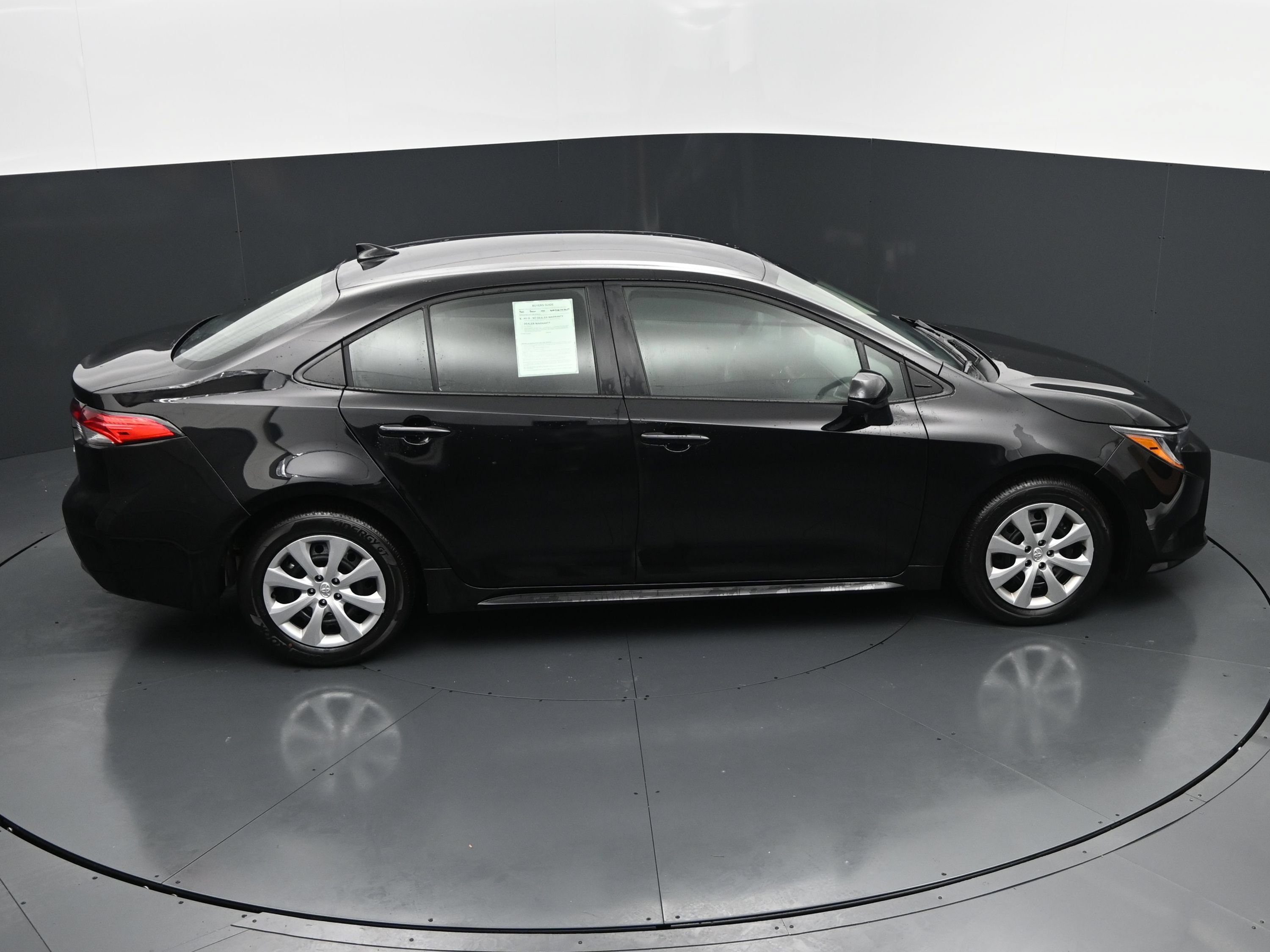 Used 2026 Toyota Corolla LE FWD image 32