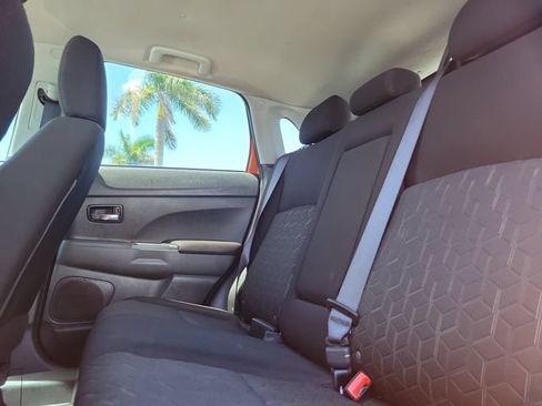 Used 2024 Mitsubishi Outlander Sport LE AWD/4WD image 10